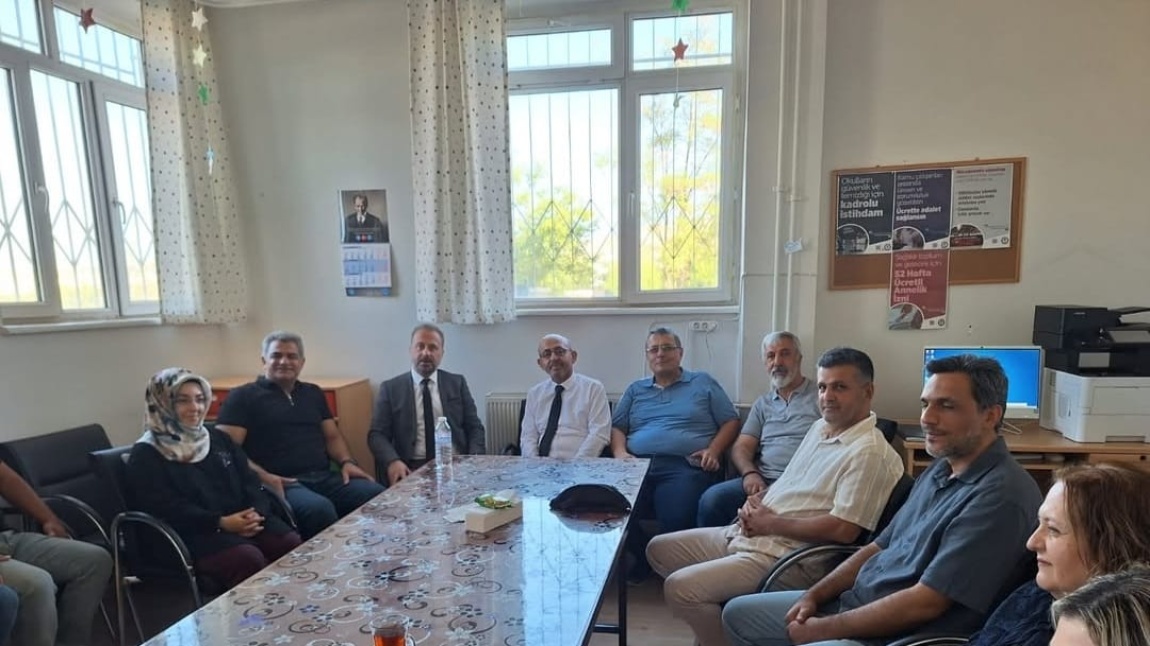 İL MİLLİ EĞİTİM MÜDÜRÜMÜZDEN OKULUMUZA ZİYARET